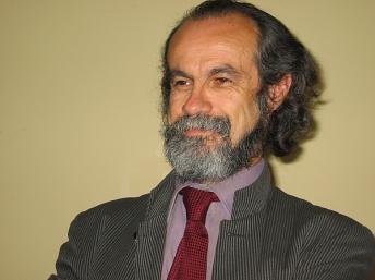 Carlos Moreno, Professeur à l&#39;Université d&#39;Evry, a créé la start-up, Sinovia, rachetée en 2010 par INEO, Groupe GDF SUEZ. - carlos-moreno-600